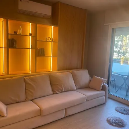 Apartment Gjergji *